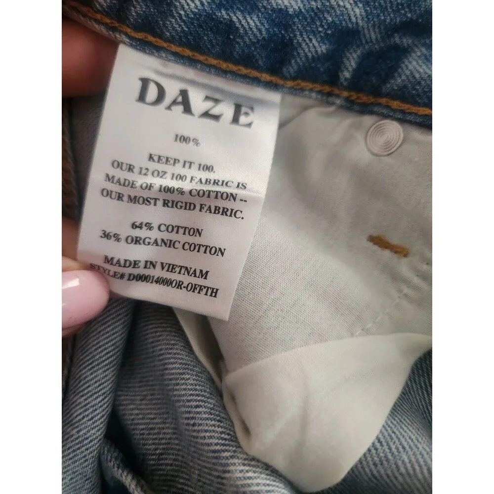 DAZE Denim Cutoff Shorts Womens Size 27 Small Light Wash High Rise Raw Hem NEW - Picture 7 of 10